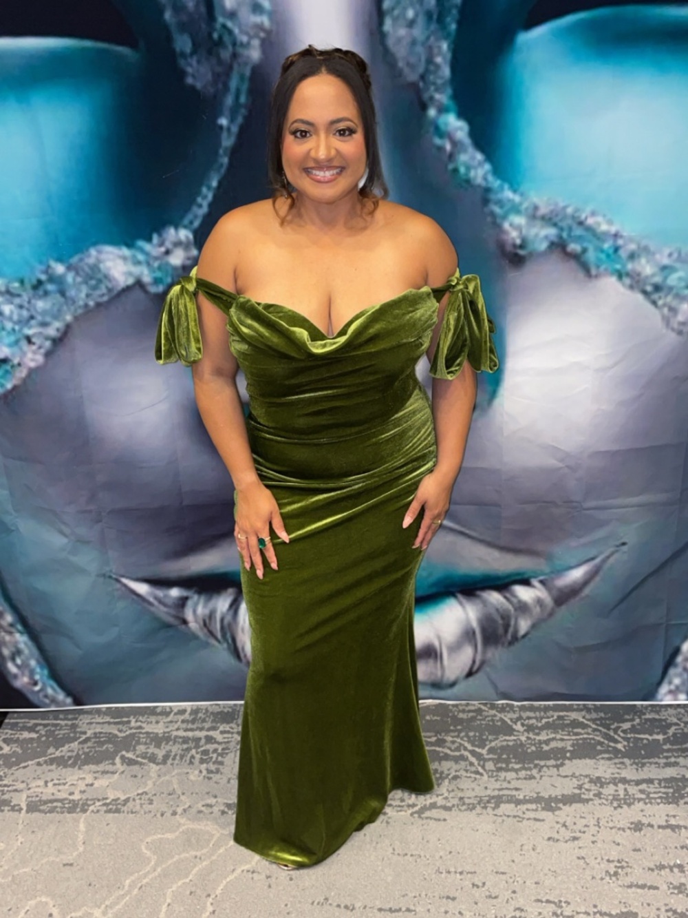 Faeriesty Luxury Regular Shoulder Mermaid Evening Gown, Featuring Layered Ruffle